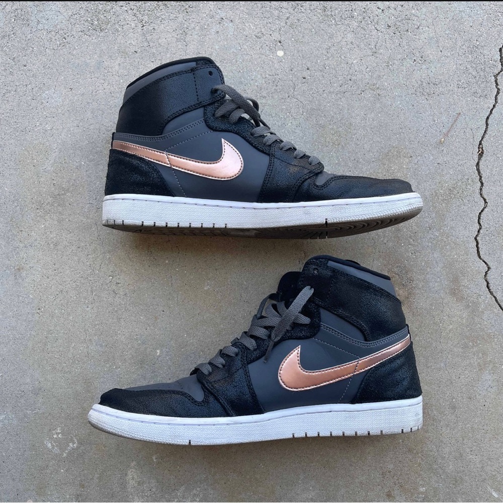Jordan 1 High OG “ Olympic Pack Bronze”